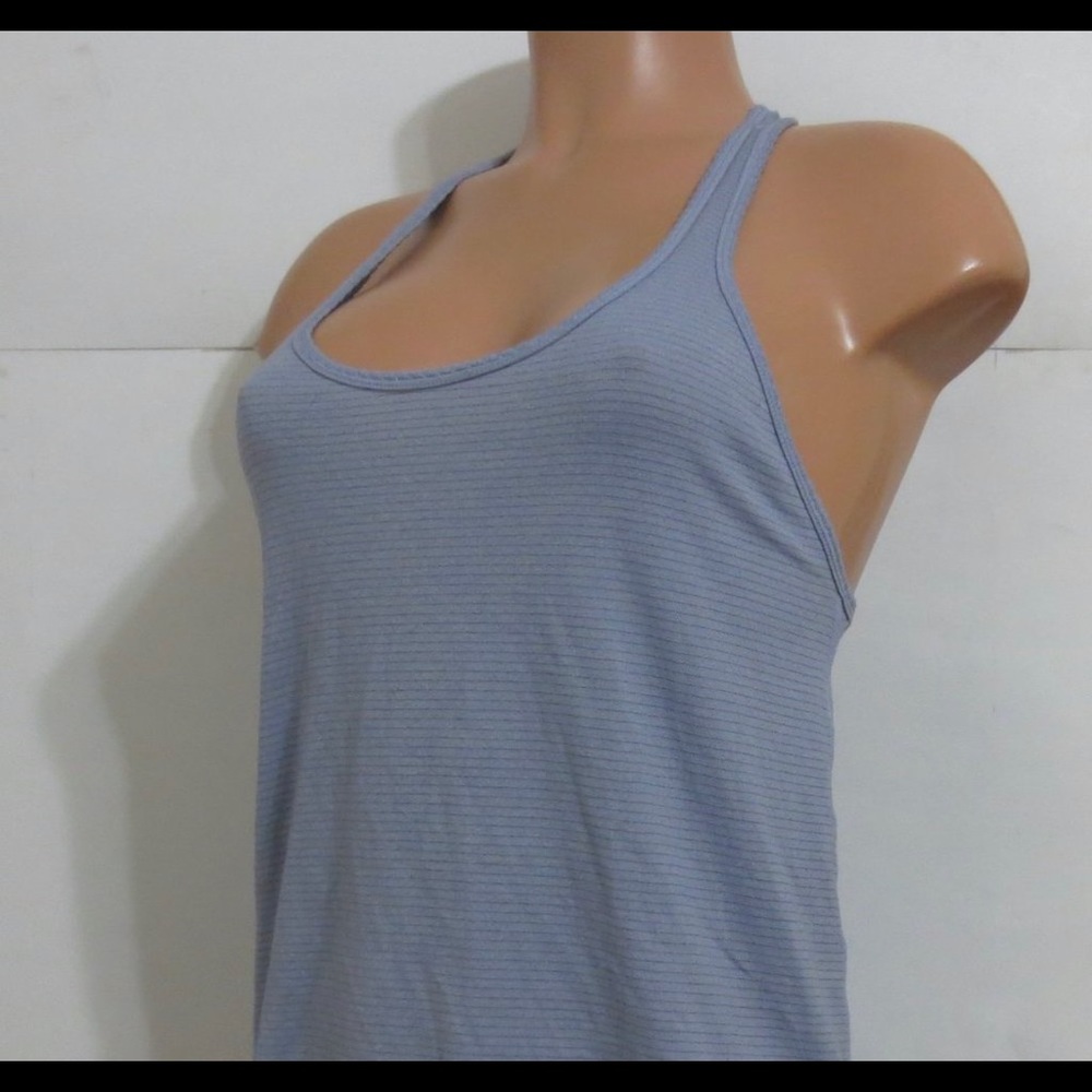Lululemon top